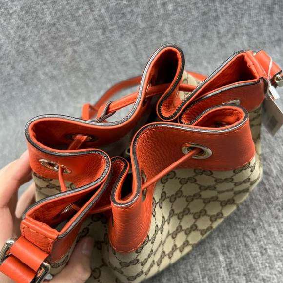100% Authentic Gucci Brown GG Canvas Drawstring Bucket Shoulder Bag - Picture 5 of 15